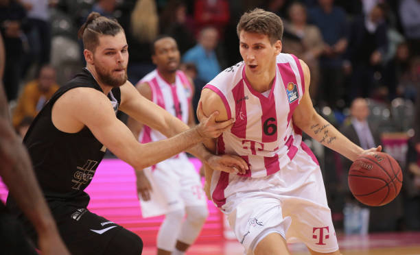 高压逼抢 高压逼抢